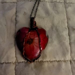 Pendant necklaces